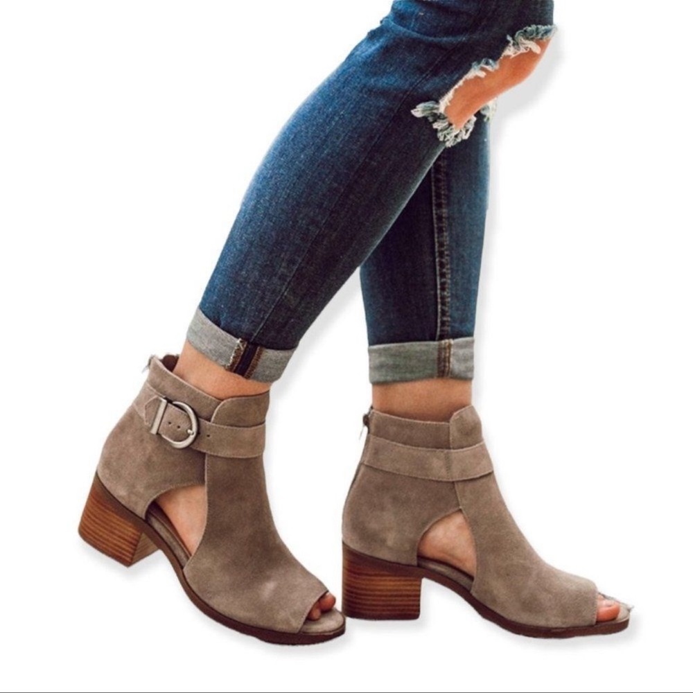 Sole Society So Terry Bootie Size 8